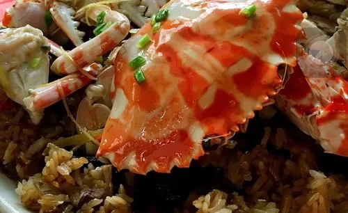 小螃蟹吃米饭吗？探讨螃蟹的饮食习性