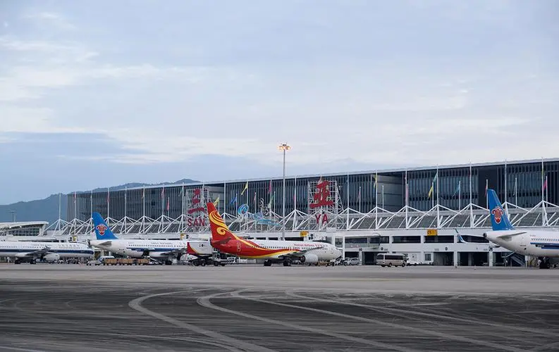 海南凤凰国际机场图片（海南凤凰机场图片）